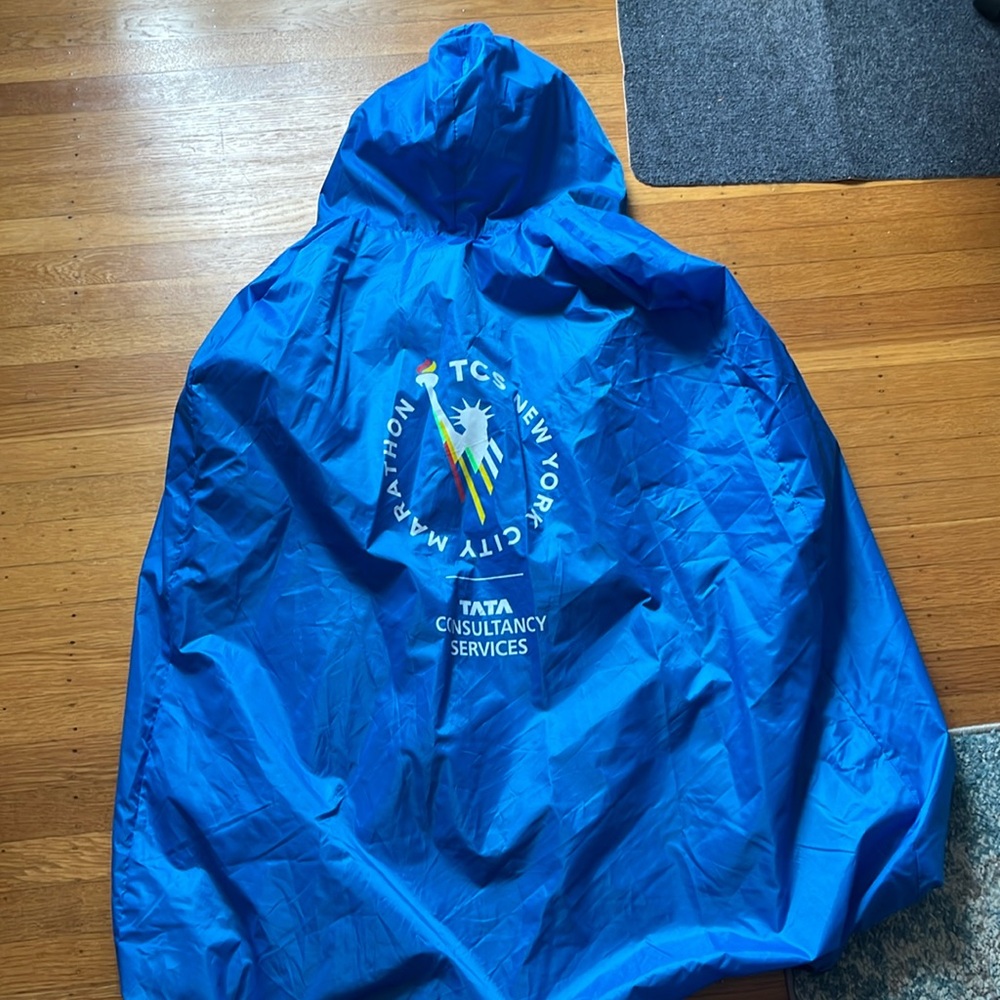 2021 NYC Marathon Poncho